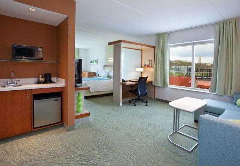 Springhill Suites Pittsburgh Southside Works Bilik gambar
